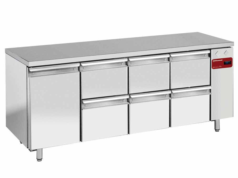 Table frigorifique composée de : - équipement professionnel de qualité