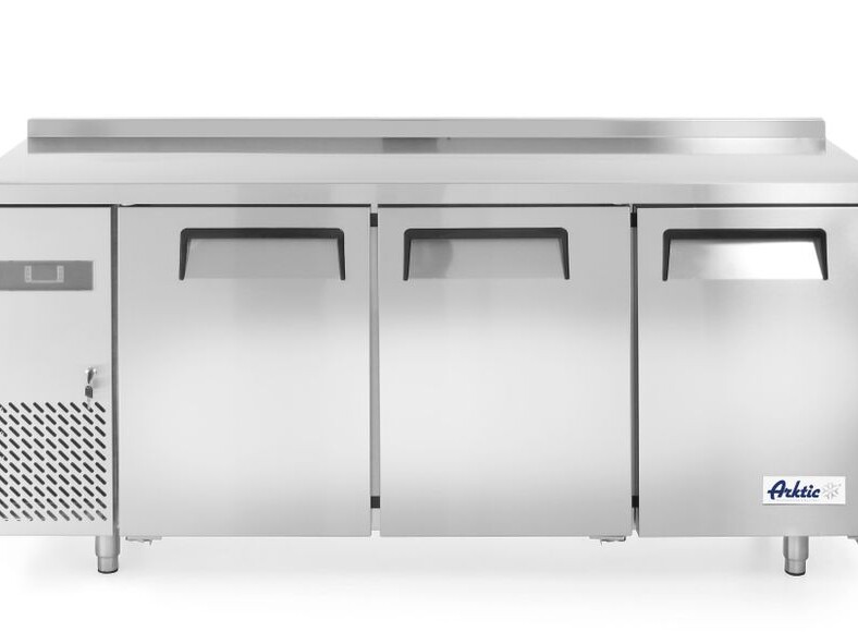 Congélateur comptoir avec trois portes Kitchen Line ,  A... - restauration professionnel de qualité