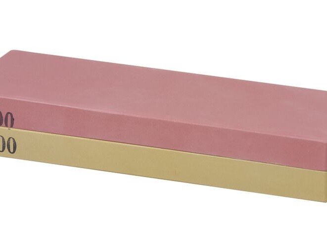 Pierre d’affûtage japonaise by Naniwa - équipement professionnel de qualité